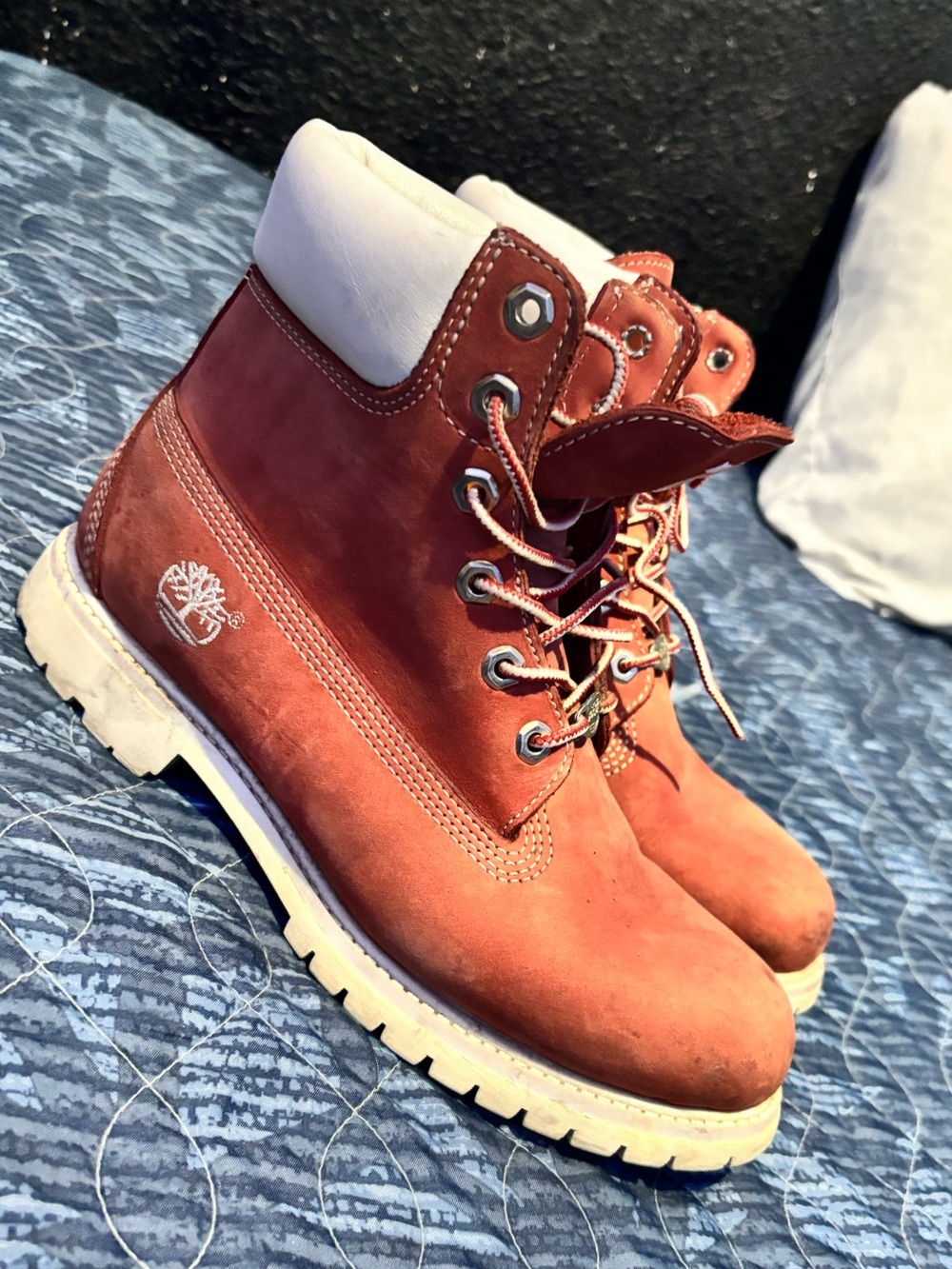 Timberland boots size 7.5mens  “TS” on tongue is from personalizing custom boots
